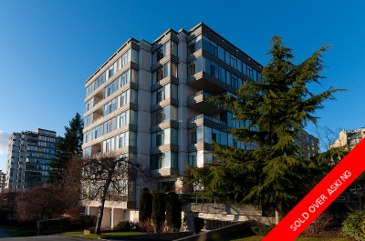 Ambleside Condo for sale:  2 bedroom 984 sq.ft. (Listed 2016-04-18)
